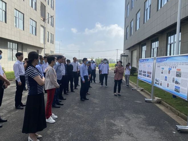 凝聚智慧力量 服務(wù)鄉(xiāng)村振興——徐州市委統(tǒng)戰(zhàn)部深入調(diào)研民建會員企業(yè)，共繪“三鄉(xiāng)工程”新畫卷